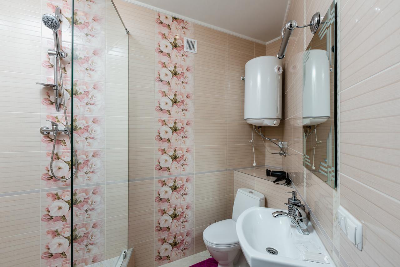 Nadobu Hotel Roshe Киев Екстериор снимка